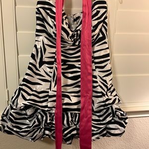 Speechless Juniors Cocktail Dress, Strapless, Avant-Garde Short Dress